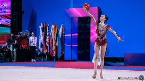 q bindi ginevra ita sfe08626 copia simone ferraro ph